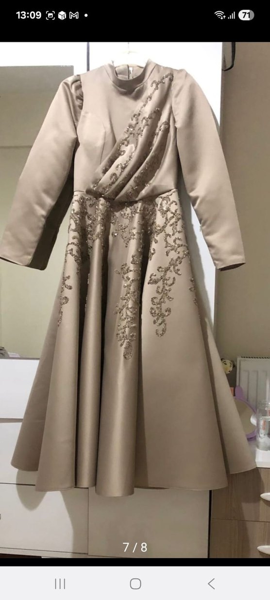 Nakış Detaylı Bej Uzun Abiye Elbise - Görsel 4