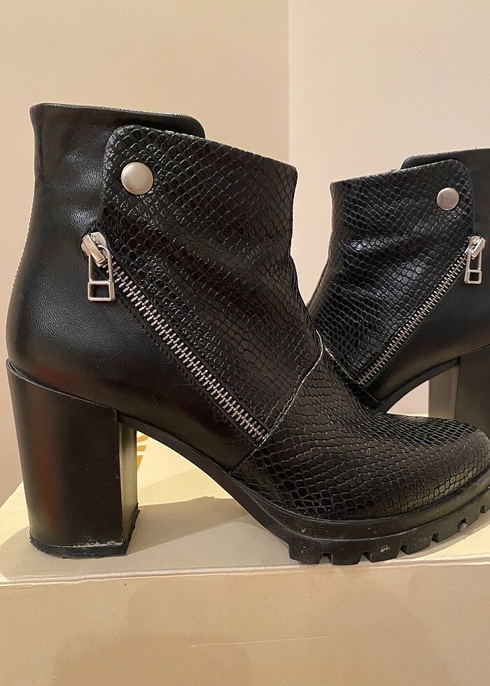 DERİMOD TOPUKLU BOT - Görsel 2