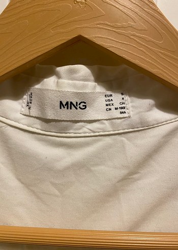 Düğmeli Beyaz Pamuklu Uzun Kollu Gömlek - Görsel 2