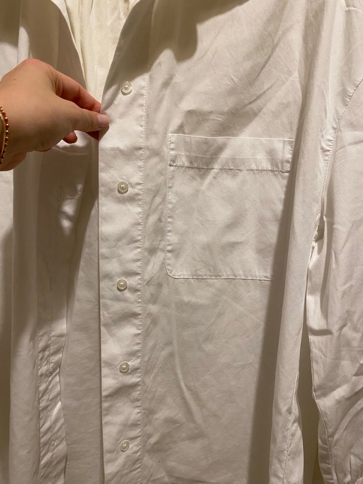 Düğmeli Beyaz Pamuklu Uzun Kollu Gömlek - Görsel 4