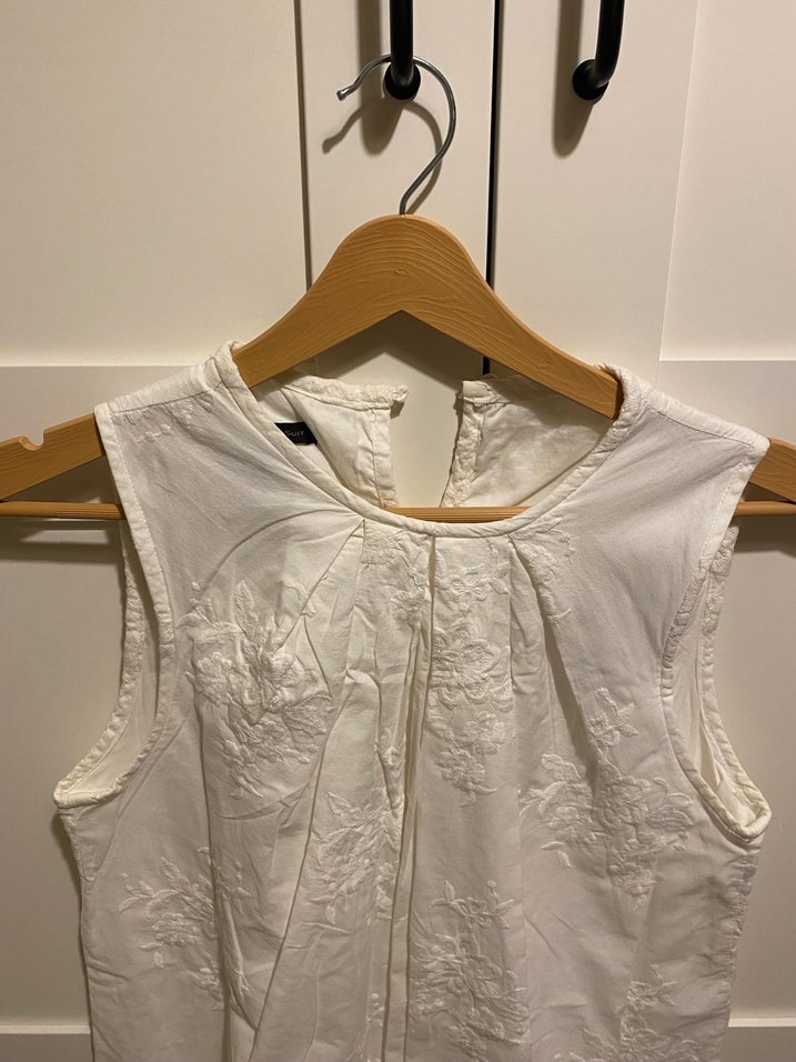 Mango İşlemeli Elbise - Görsel 3