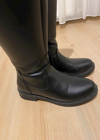 Siyah Deri Dizüstü Çizme Tokalı Topuklu - Görsel 16
