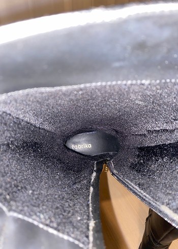 Siyah Deri Dizüstü Çizme Tokalı Topuklu - Görsel 18