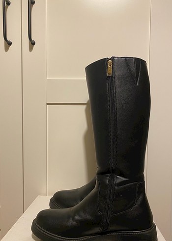 Siyah Deri Dizüstü Çizme Tokalı Topuklu - Görsel 5