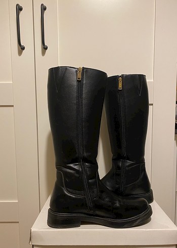 Siyah Deri Dizüstü Çizme Tokalı Topuklu - Görsel 4