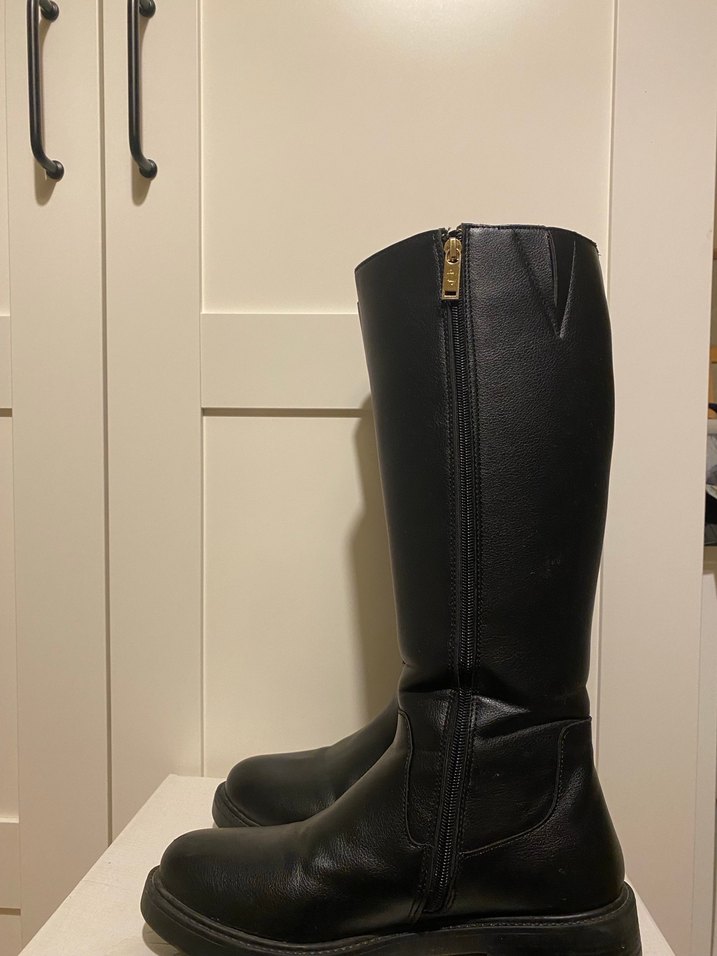 Siyah Deri Dizüstü Çizme Tokalı Topuklu - Görsel 5