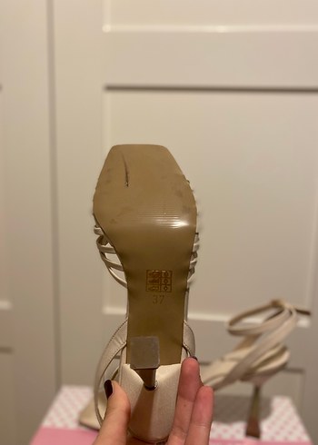 Bej Topuklu Kadın Sandalet - Görsel 8