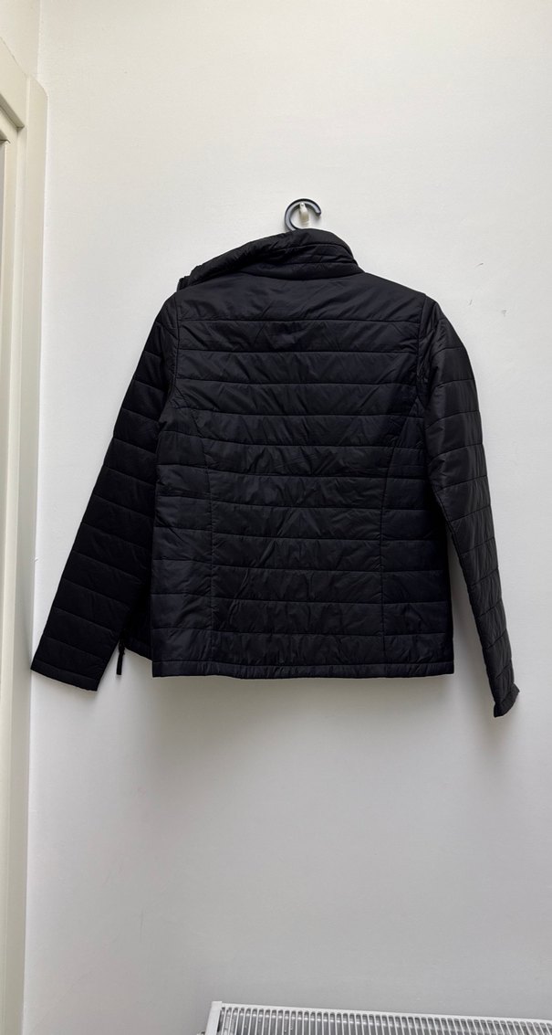 Siyah Fermuarlı Minimalist Kadın şişme mont - Görsel 5