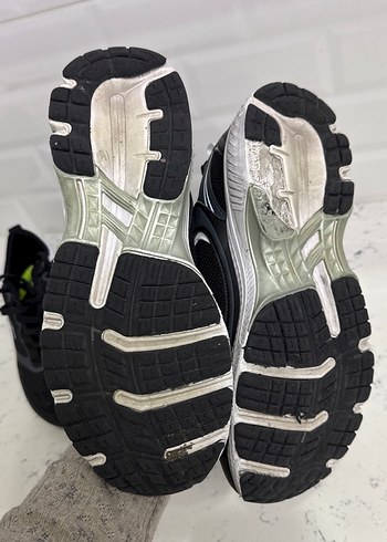 Siyah Yılan Desenli Bağcıklı Kadın Spor Ayakkabı - Görsel 3