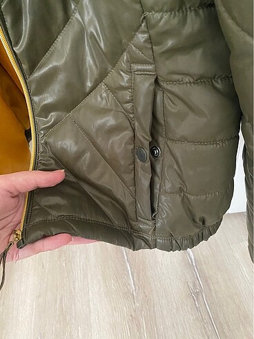 36 Beden haki Renk Koton Haki Kapitoneli Kısa Mont
