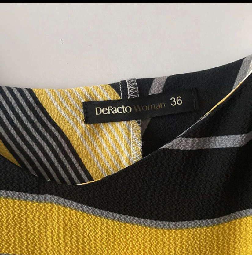 Sarı Gri Çizgili Ayarlanabilir askılı bluz - Görsel 2