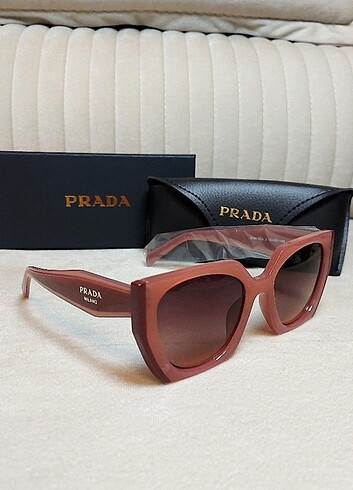Prada Güneş Gözlük 