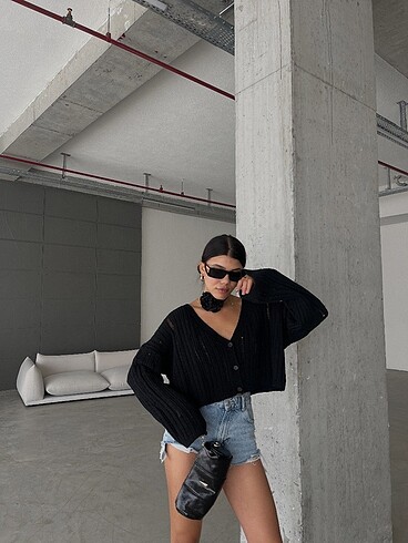 diğer Beden Siyah Crop Hırka