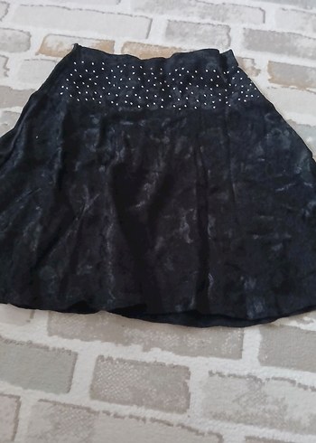 Kız Çocuk Siyah Parlak Taşlı Gotik Etek