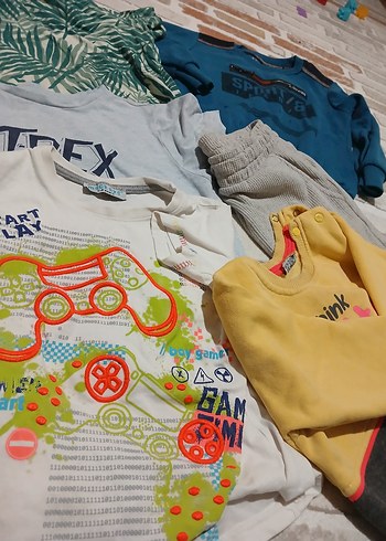 5 Yaş Beden Erkek Çocuk Mavi Baskılı Sweatshirt ve Gri Eşofman
