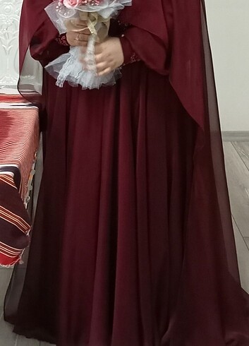50 Beden Nişan Elbisesi 