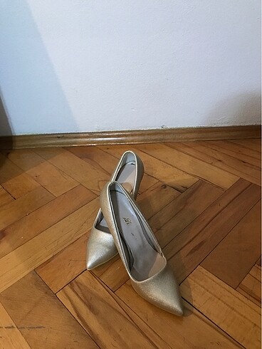 36 Beden altın Renk Stiletto
