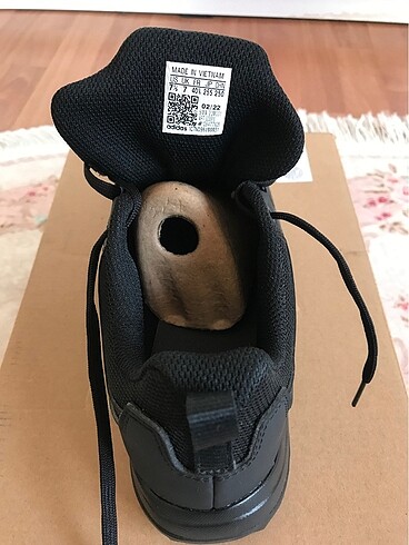 40 Beden Adidas terrex sıfır orjinal tişört