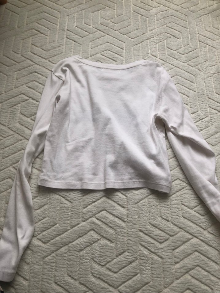 Beyaz Uzun Kollu Baskılı Crop Top - Görsel 3