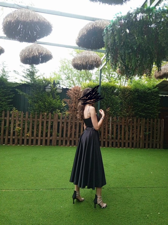 Siyah Straplez Işıltılı Bağlama Askılı Midi Elbise - Görsel 2