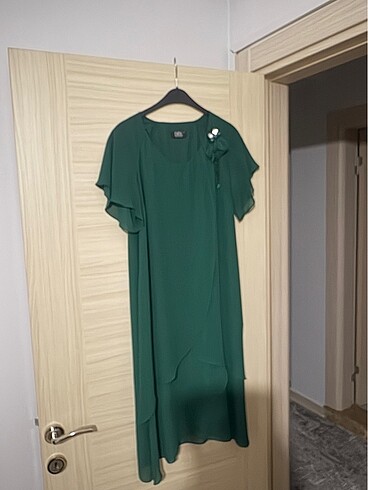 Yeşil abiye