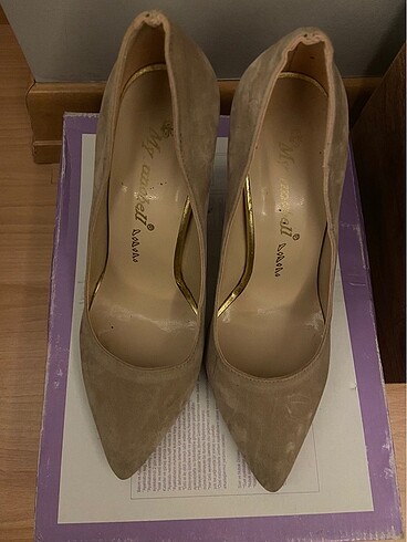 36 Beden Süet Stiletto