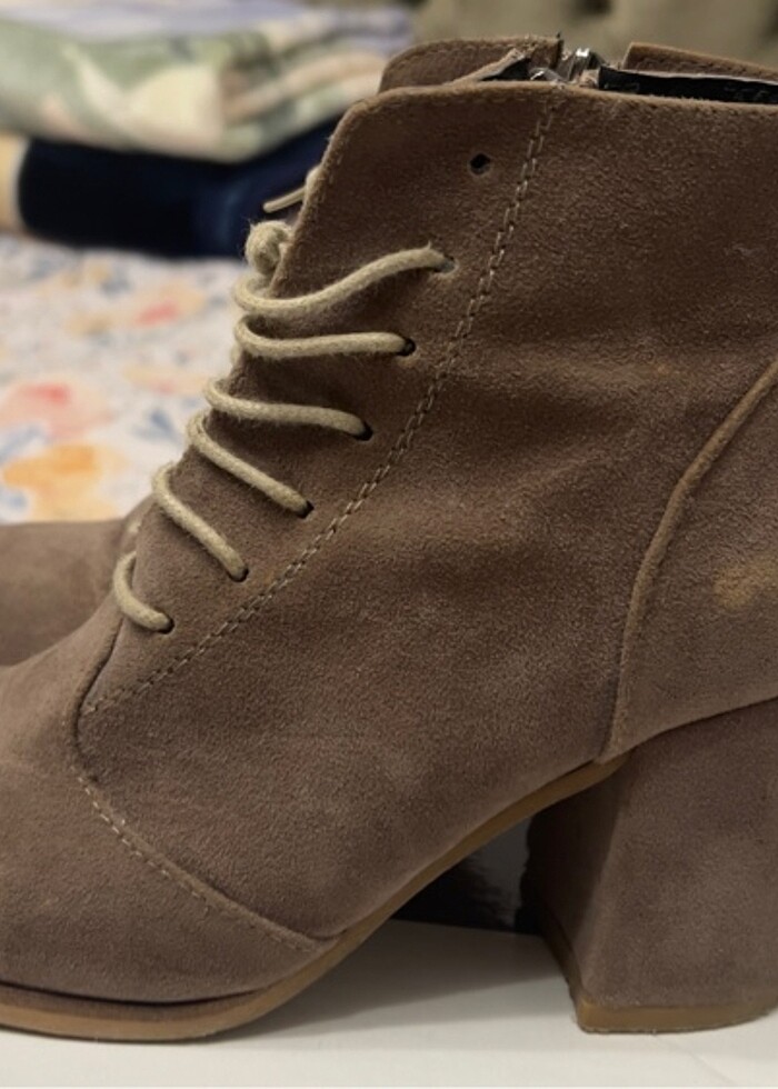 Bilekte süet bot - Görsel 3