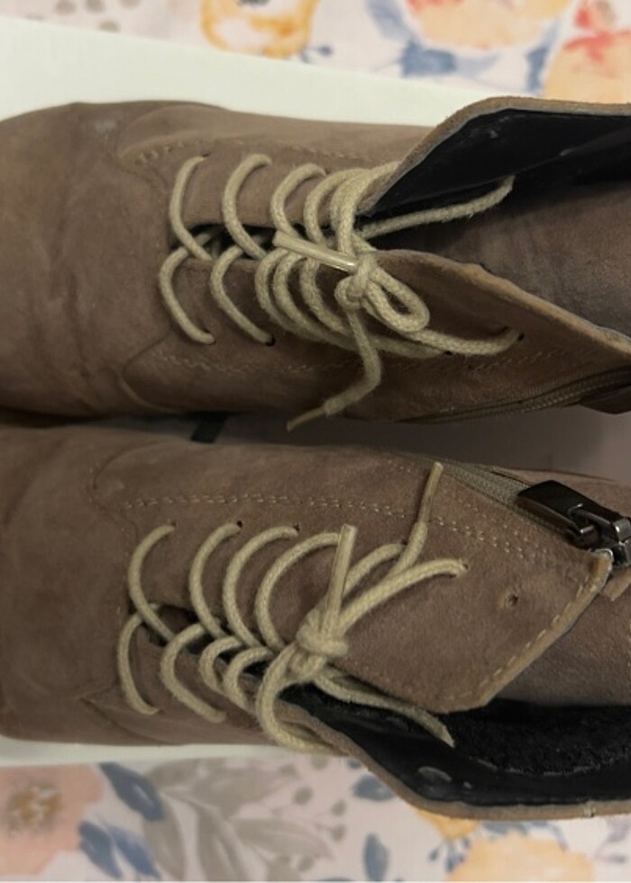 Bilekte süet bot - Görsel 4