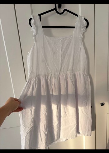 Çiçek nakışlı beyaz elbise - Görsel 3