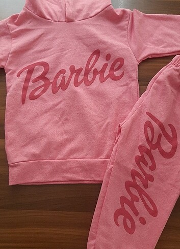 Diğer barbie alt üst takım