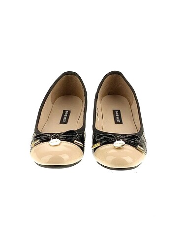 36 Beden Nine West Babet %70 İndirimli.