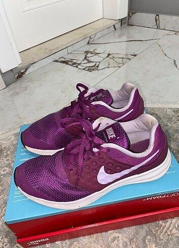 Nike ayakkabi 