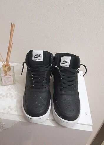 43 Beden Nike spor ayakkabı