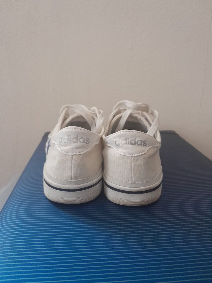 Kadın Beyaz Bağcıklı Spor Ayakkabı - Görsel 4