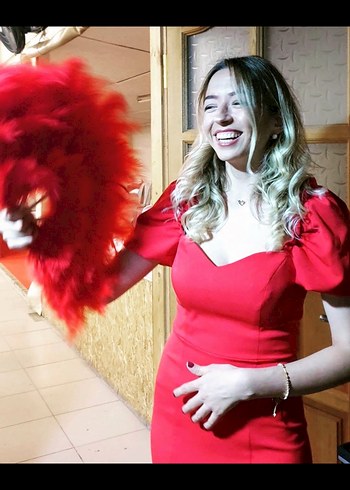 Kırmızı kalp yaka elbise - Görsel 3