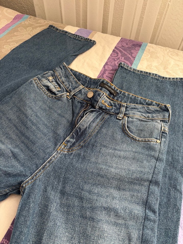 Kadın Gri Düğmeli Bol Kesim Denim Jean - Görsel 2