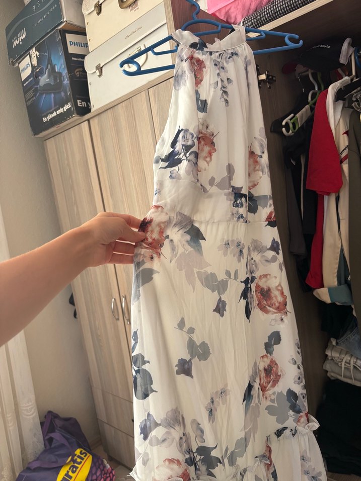 Çiçek Desenli Beyaz Midi Bohem Elbise - Görsel 3