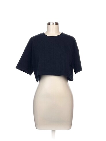 Zara Sweatshirt %70 İndirimli.