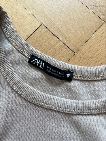 Zara Zara crop top