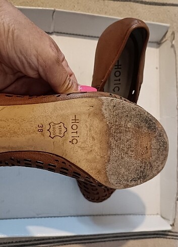 Topuklu ayakkabı - Görsel 3
