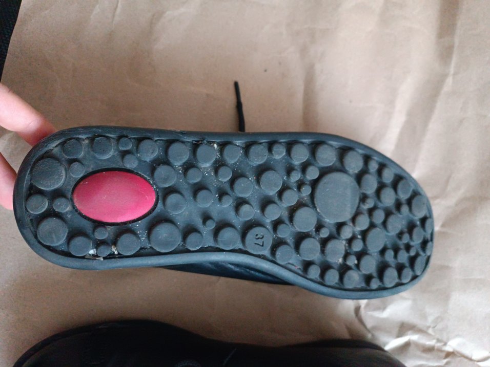 Siyah Kadın Gotik Dolgu Topuk Ayakkabı - Görsel 3