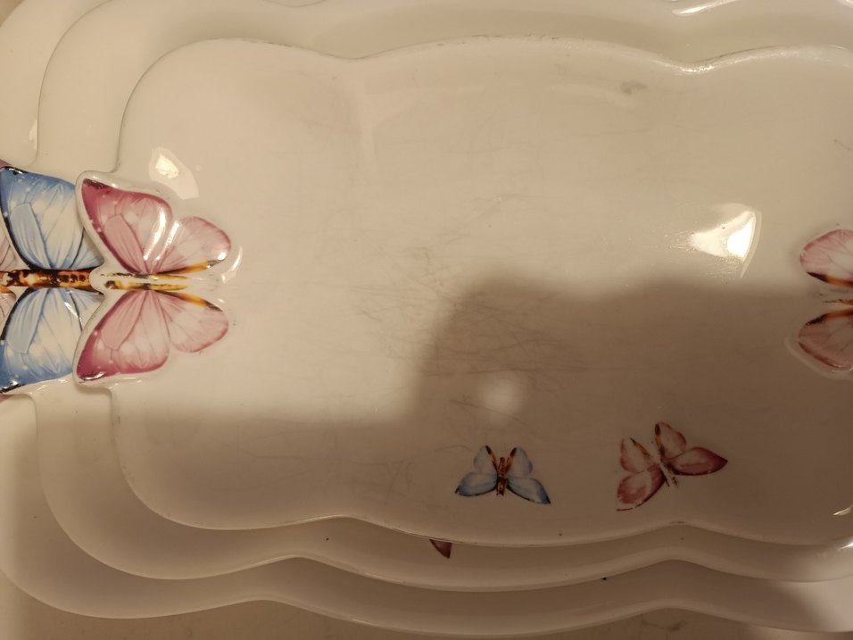 Kelebek Desenli Beyaz Seramik Tabak Seti - Görsel 2