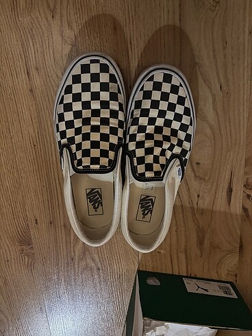 Vans checkboard slip on