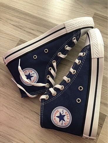 BİLEKLİ CONVERSE