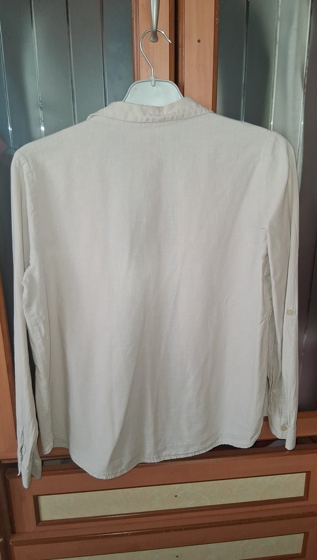 Düğmeli Beyaz Keten Kadın Gömlek - Görsel 2