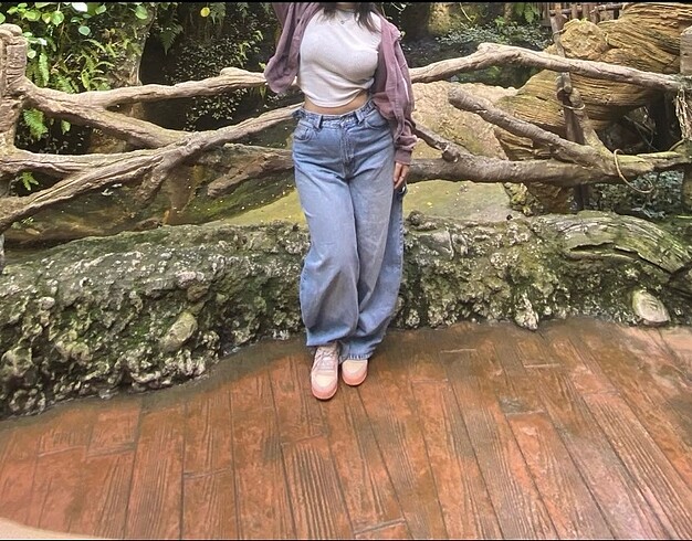 BERSHKA BAGGY JEAN