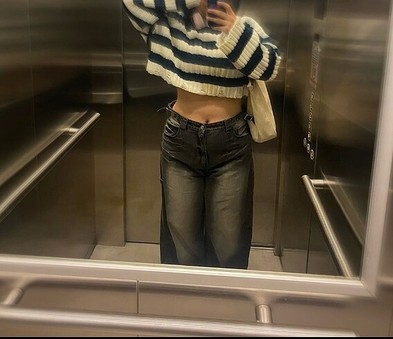 BERSHKA BAGGY JEAN