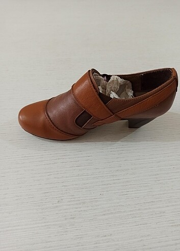 Kadın ayakkabı 