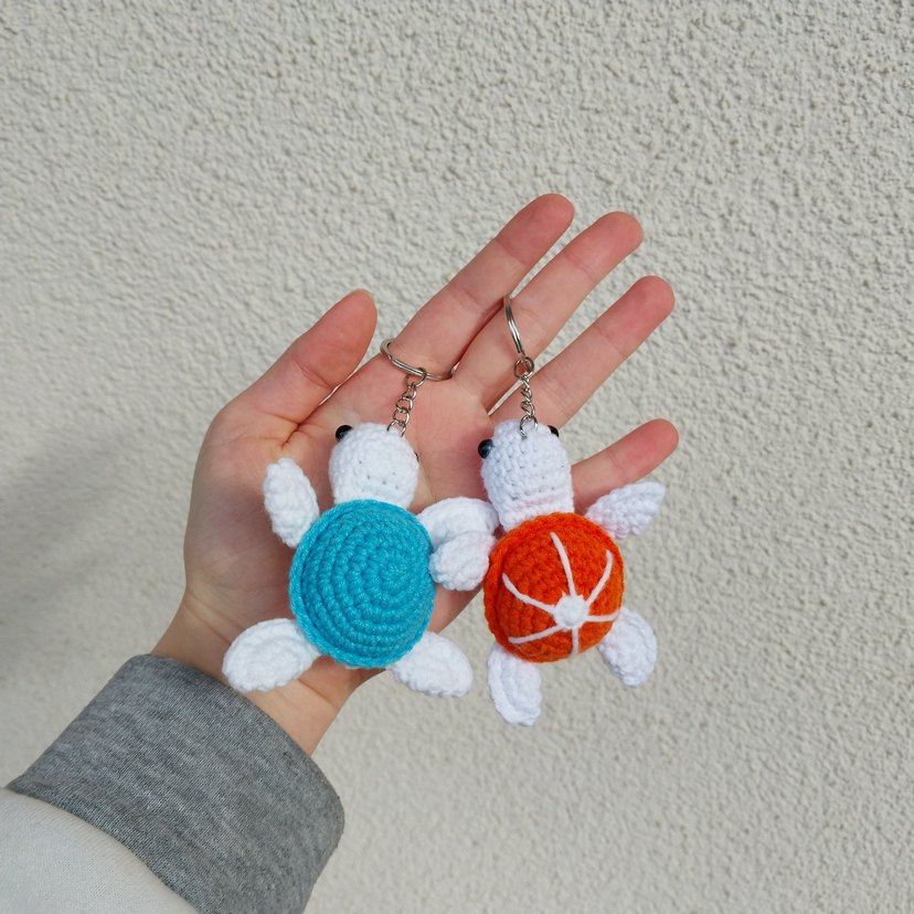 Renkli Örgü Kaplumbağa Anahtarlık - Görsel 2