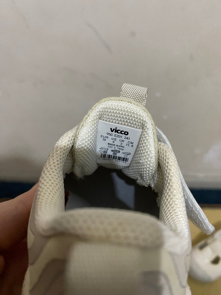 2 li
Çocuk Ayakkabısı Velcro - Görsel 4